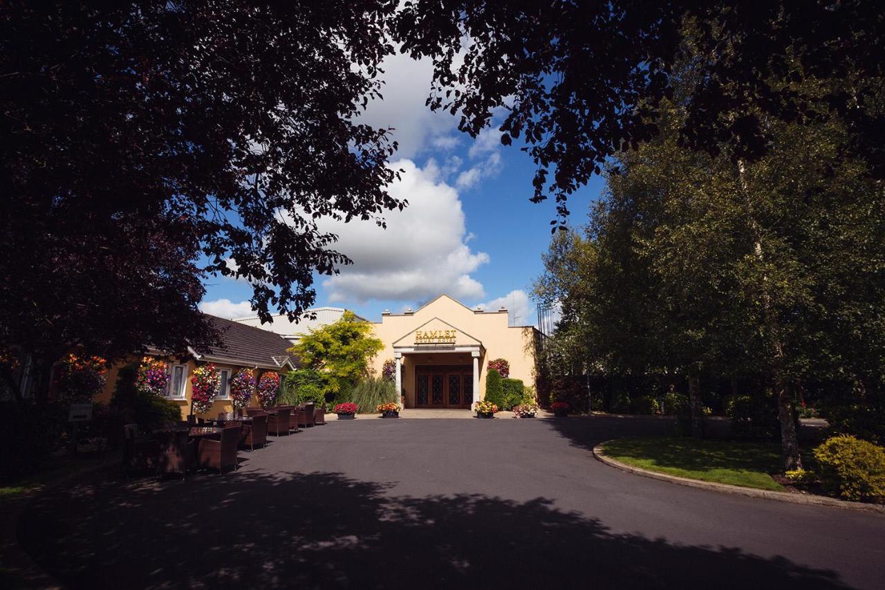 Hamlet Court Hotel Johnstown Bridge Exterior photo